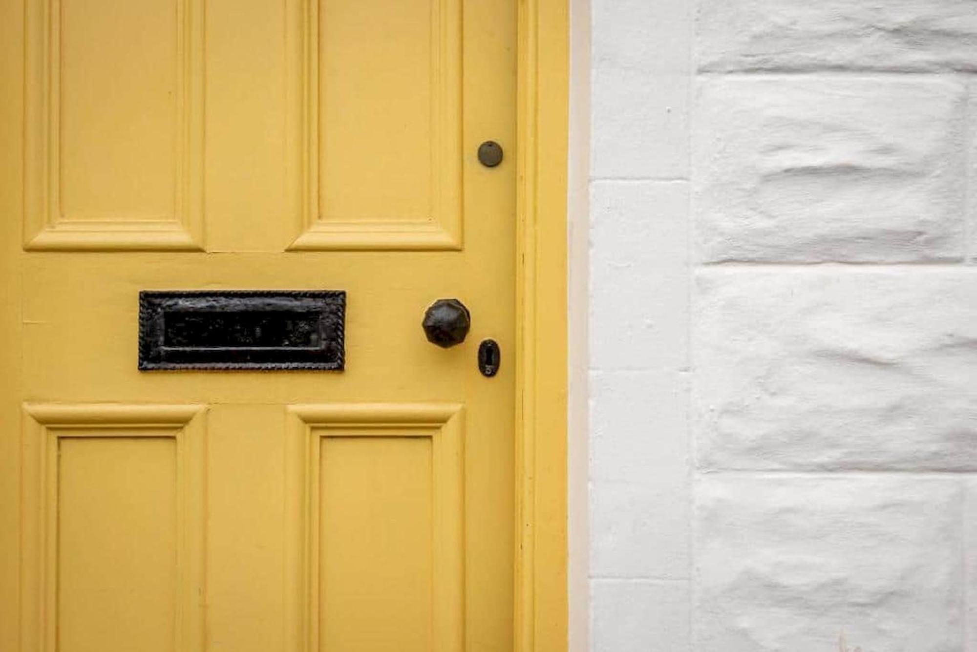 The Cupboard - Holiday home *